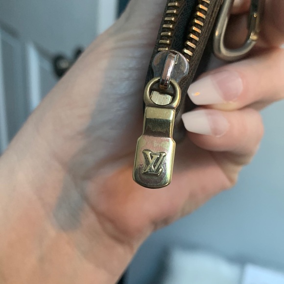 1992 Authentic Louis Vuitton key cles - broken zipper - Picture 6 of 16